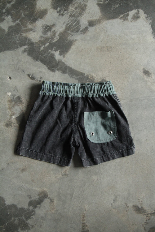 CUBS BAKED SHORTS