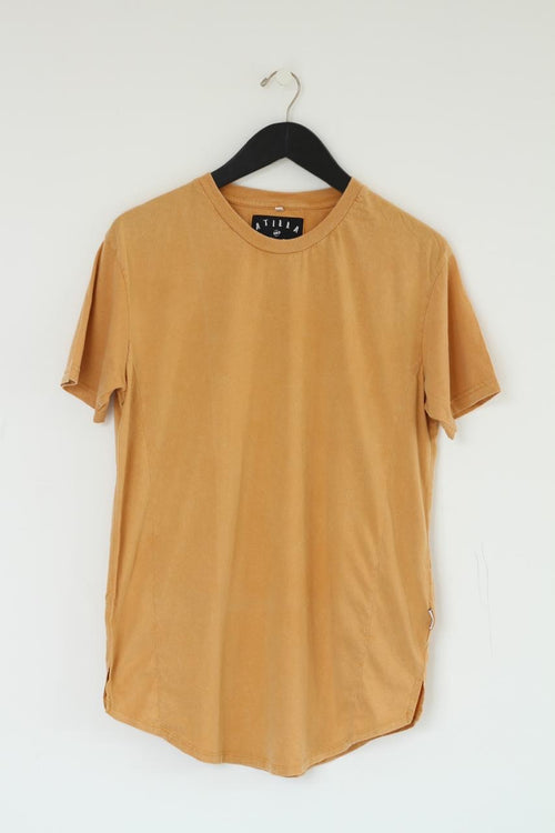VINTAGE 6 PANEL TEE